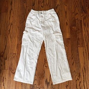 American Threads White Cargo Trousers